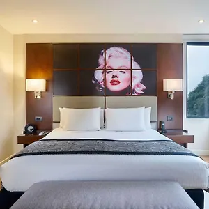 celebrities-suites.hotels-bogota.net/